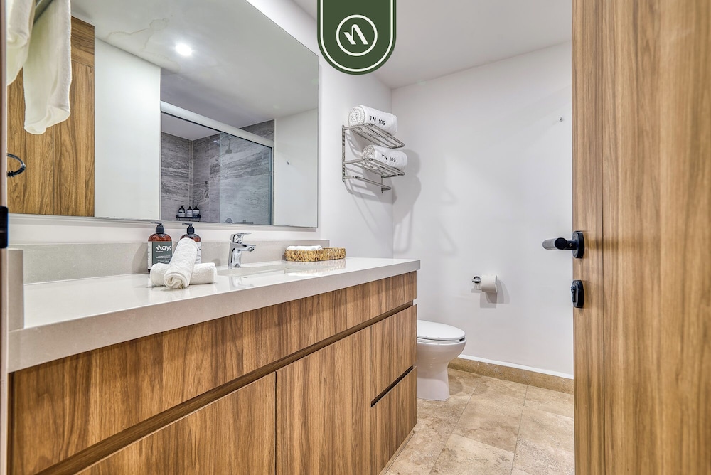 Harbor 171 by Naya Homes