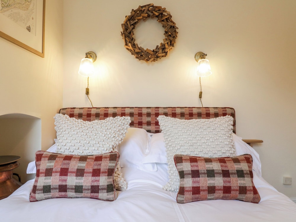 Compass Cottage