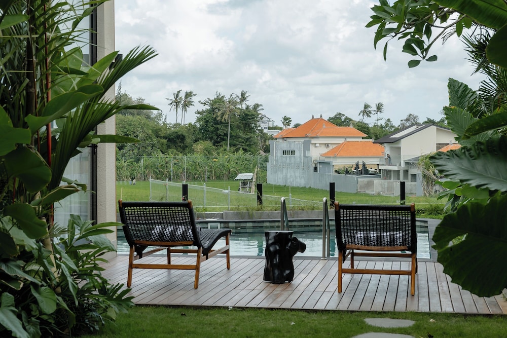 AMO Residences