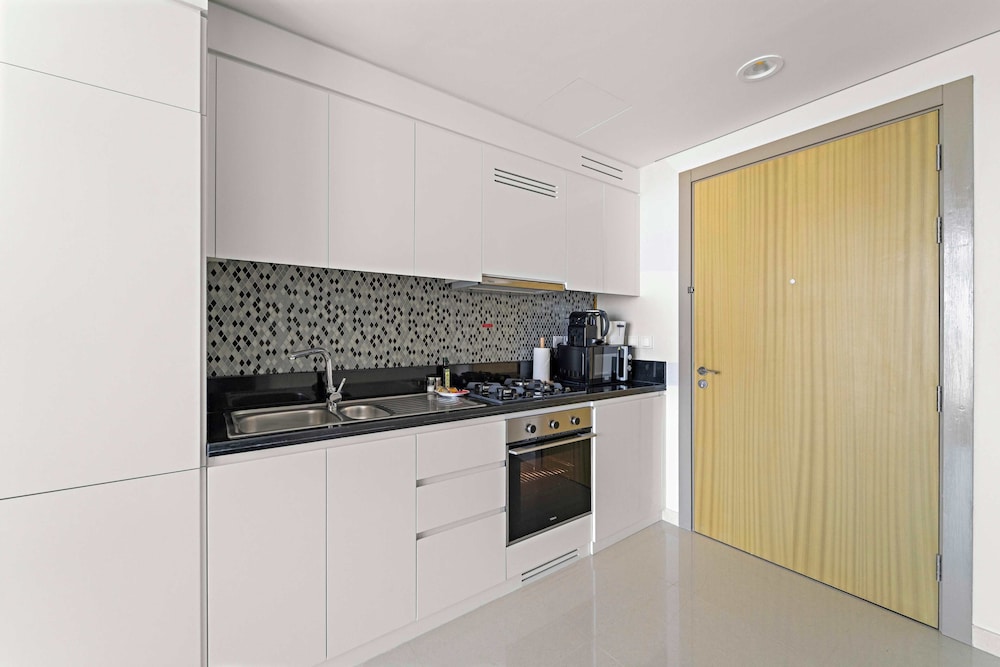Silkhaus Aykon City Towers