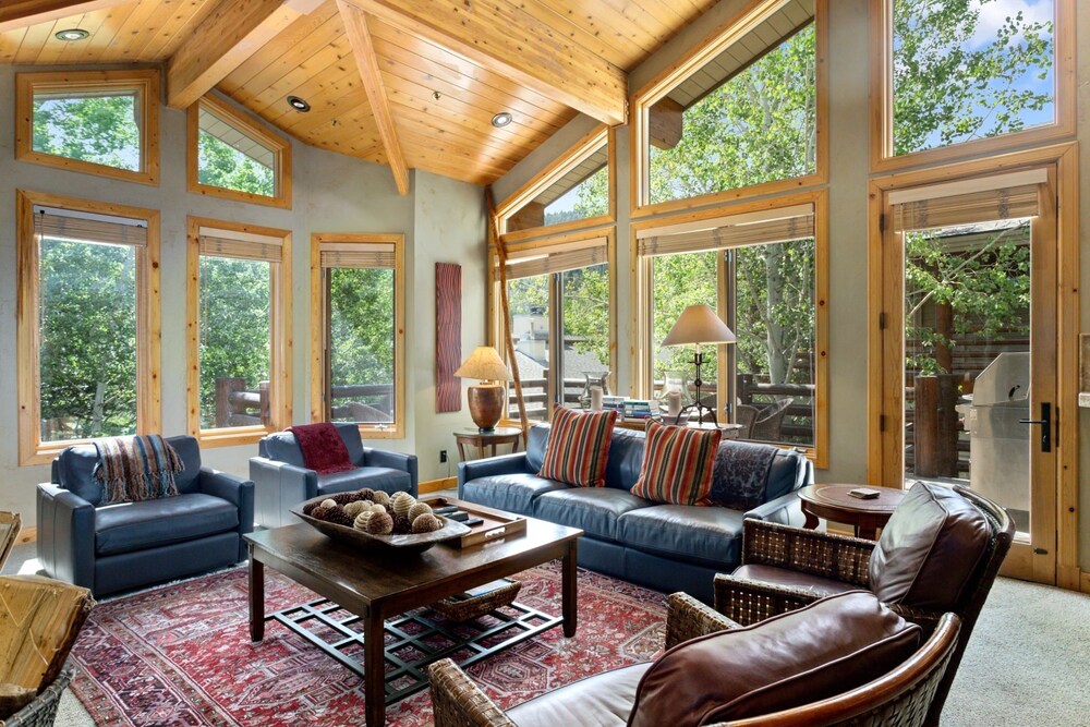 Trail's End Lodge at Deer Valley Resort - Four Bedroom Residence with Spa #12 4 Condo