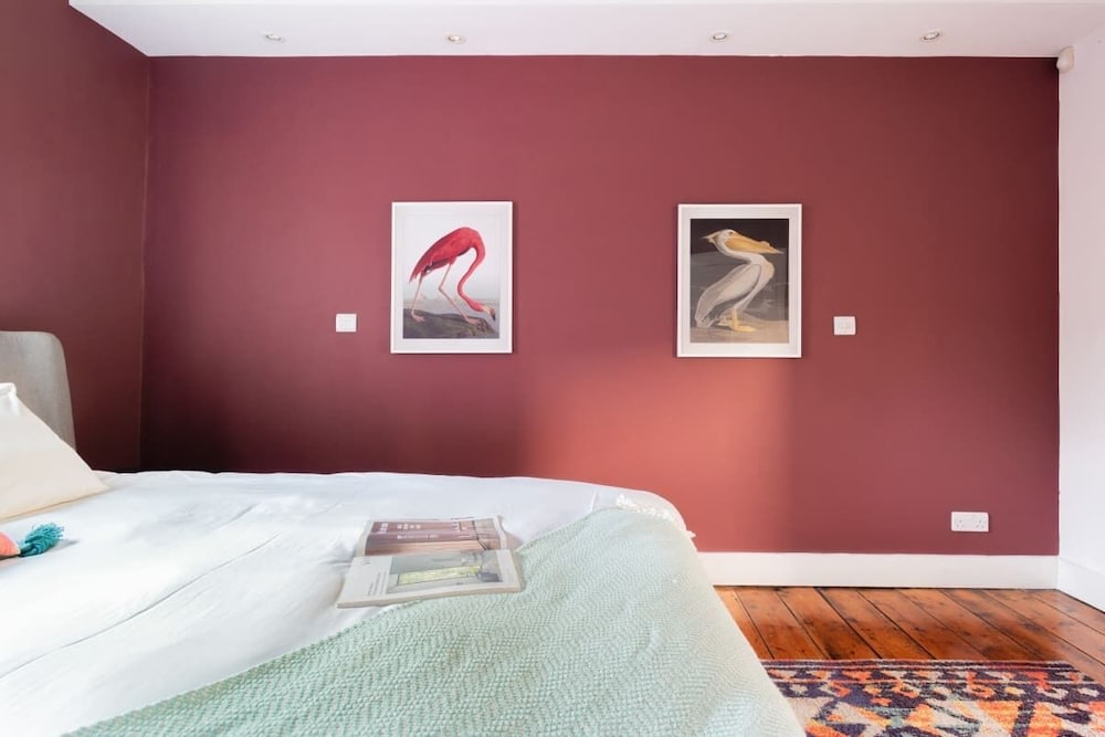 The Glasshouse Escape - 5BDR Victorian Jewel with Modern Twists in Jericho