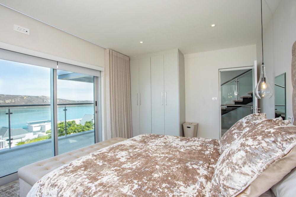 The View Langebaan with Heated Pool