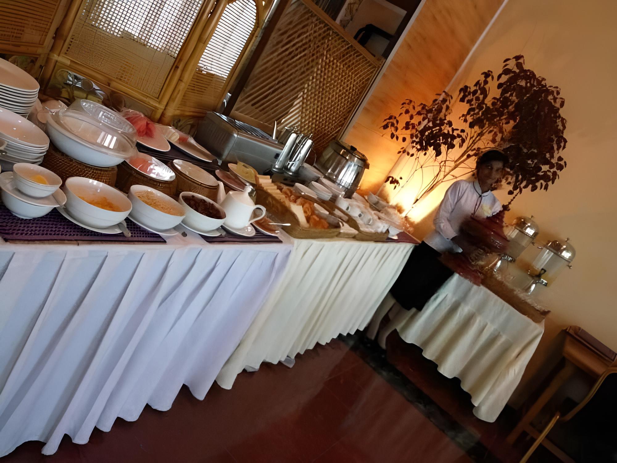 Kyi Tin Hotel