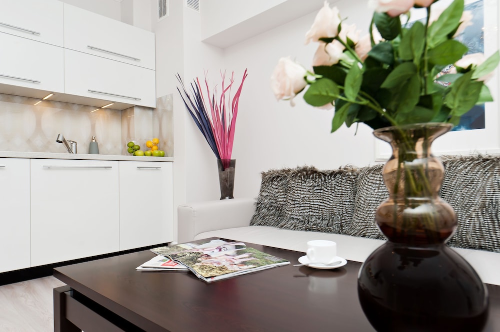 EchoDom 3 Apartments