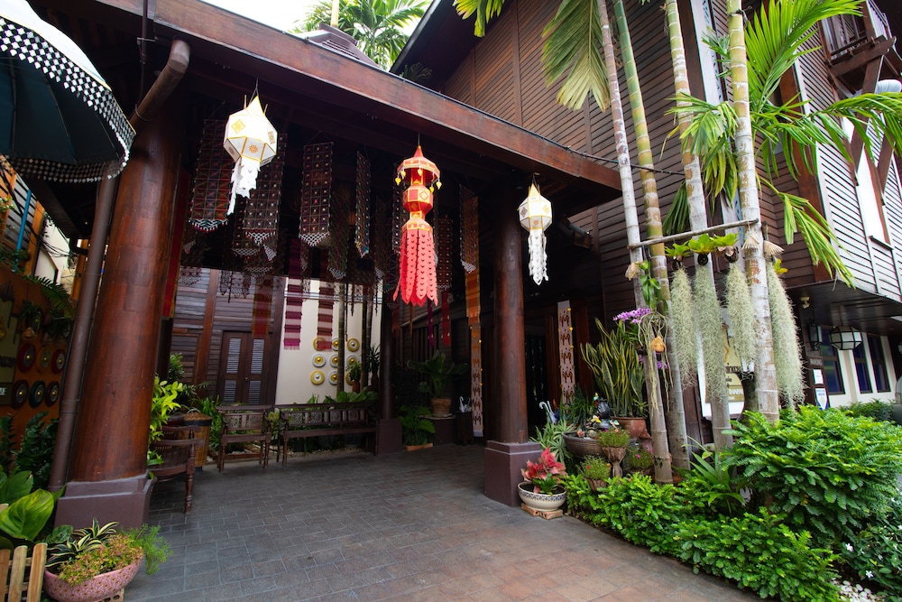 Viang Thapae Resort