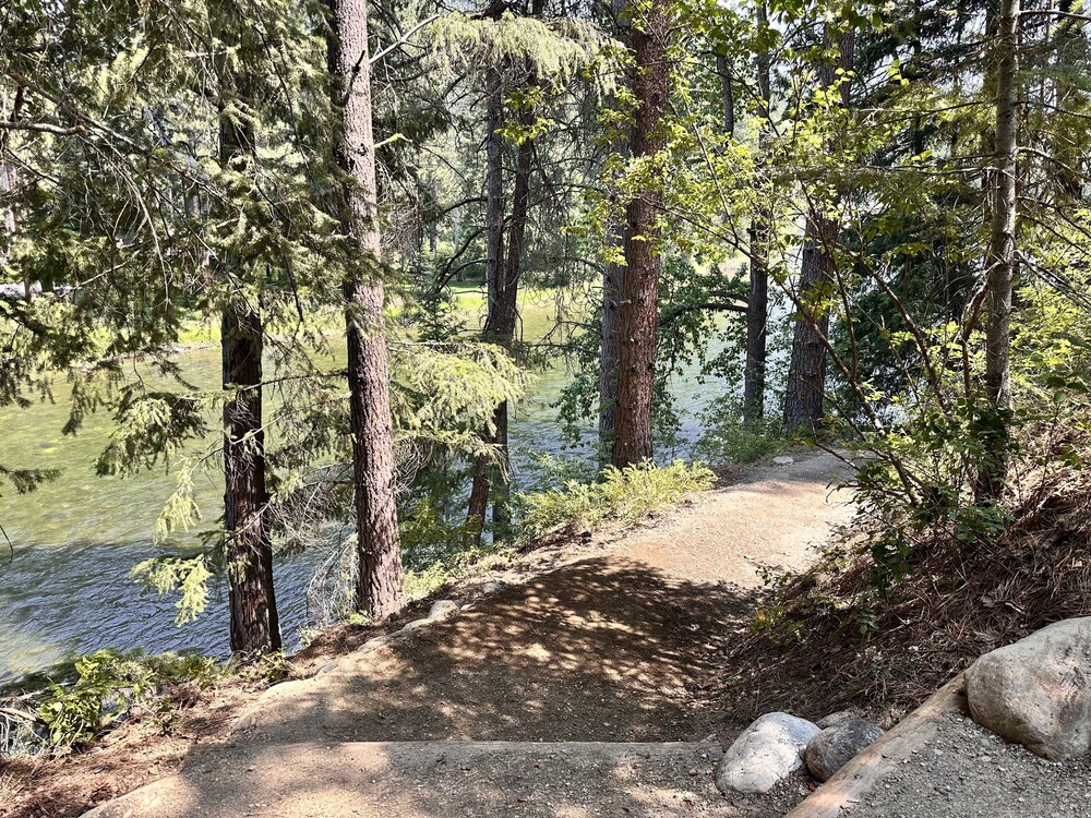 River Song Cabin 3 Bedroom Home