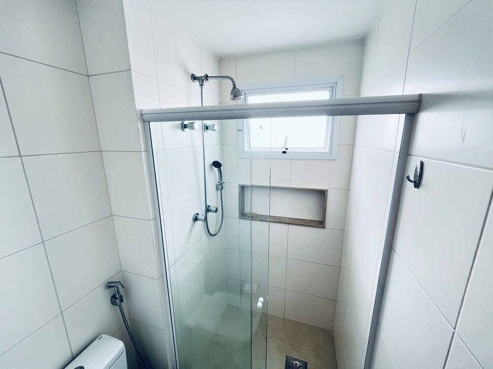 CM 304 - luxo conforto em frente ao mar