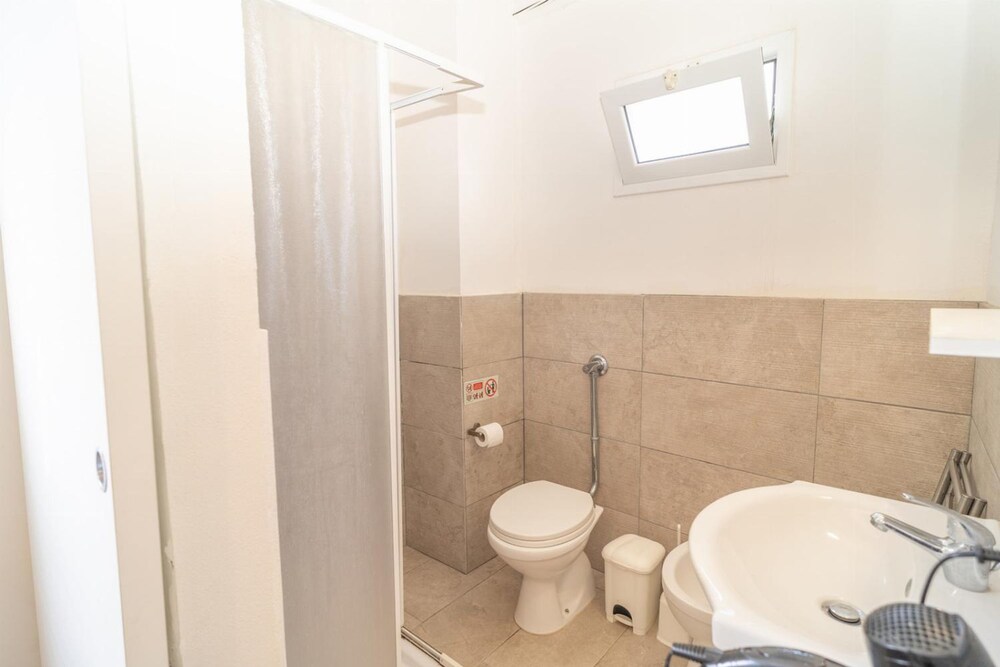 Villa Malamuri in Caucana-finaiti-casuzze-finaiti Nord