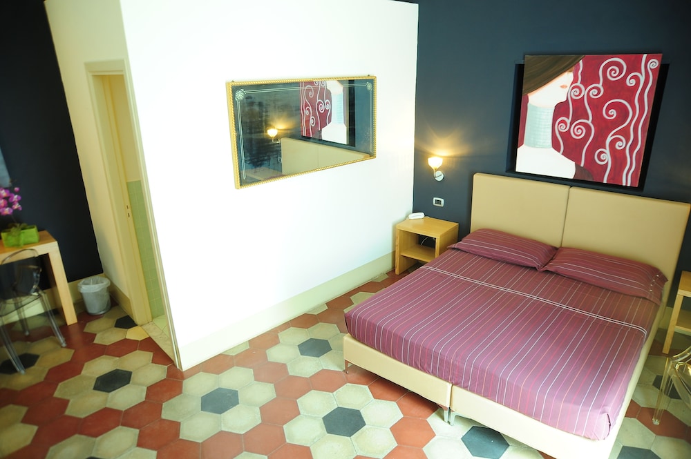 Photo 42