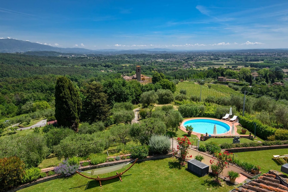 Villa Lontana in Lucca