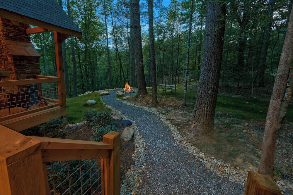 Adventure Lodge