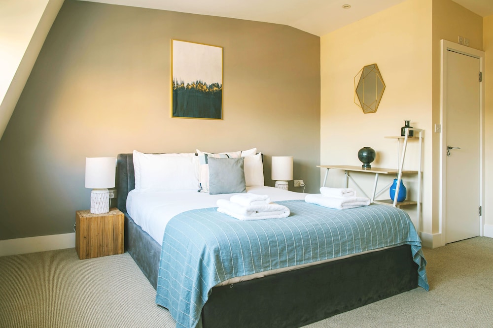 Accomodo London South Kensington - Elegant 3 Bedroom Apartments near Museums