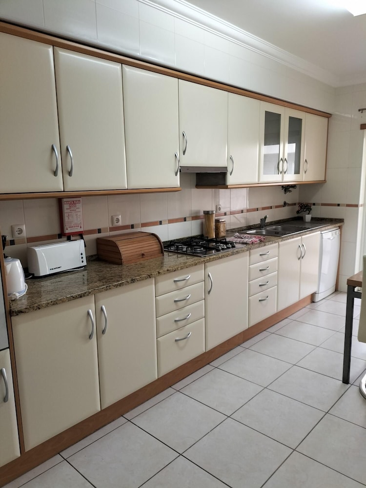 T2 Infante AC 201 Wifi Garagem 50m Praia