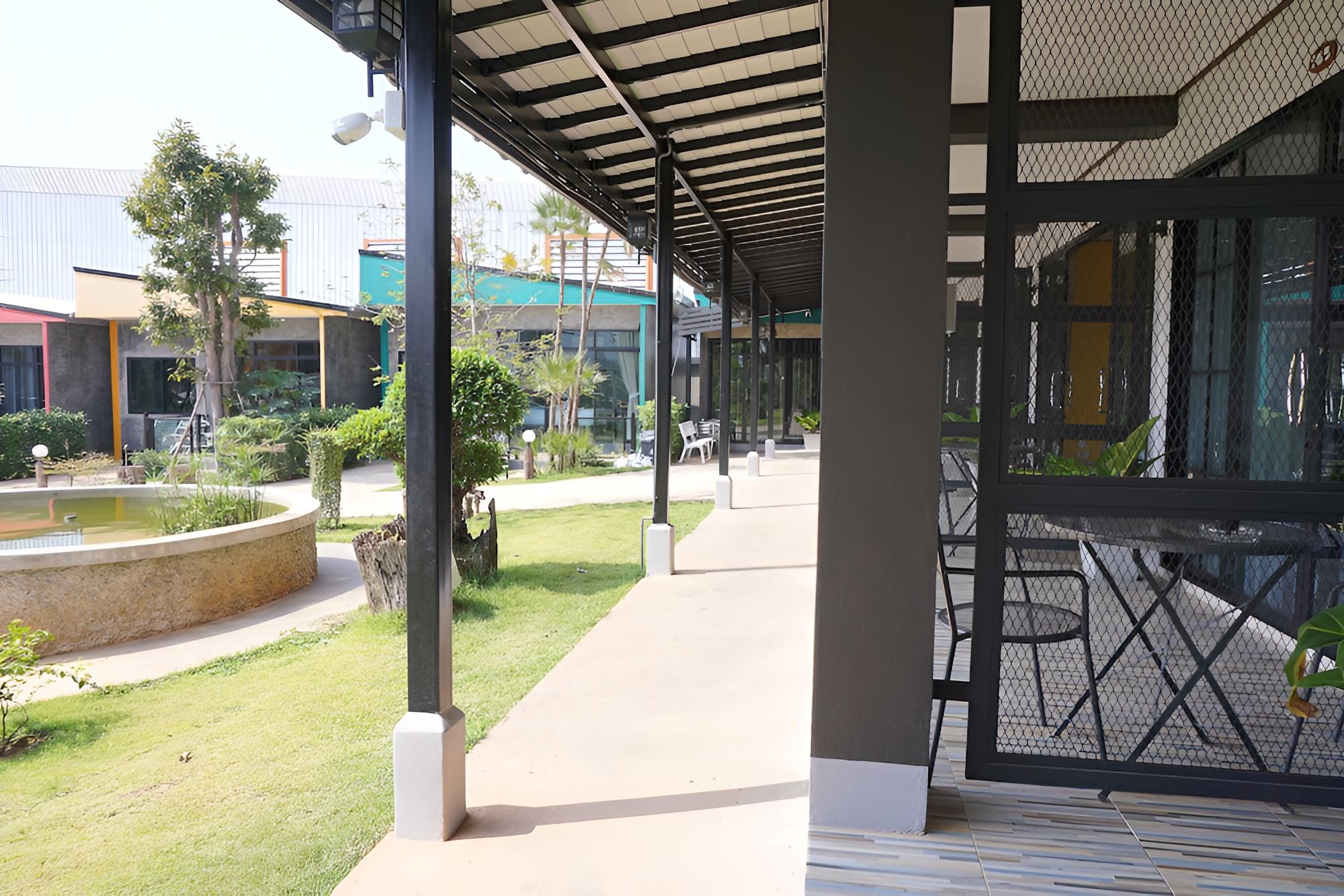 SJK Boutique Hotel