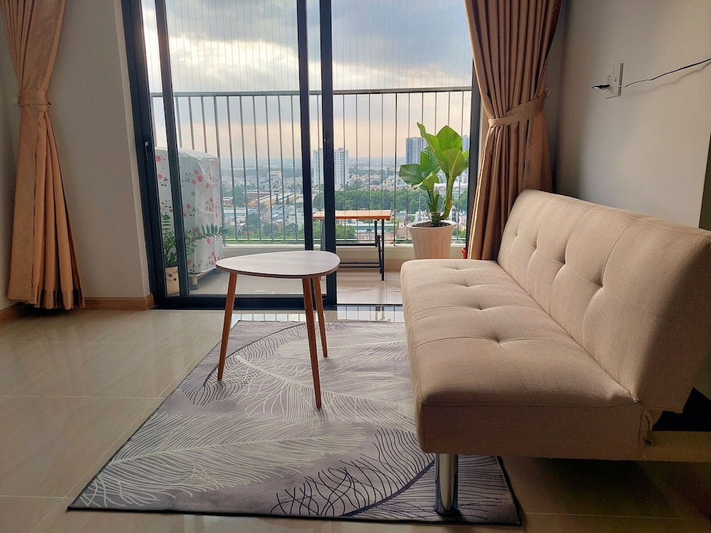Bcons Garden Luxury Apartment view 3