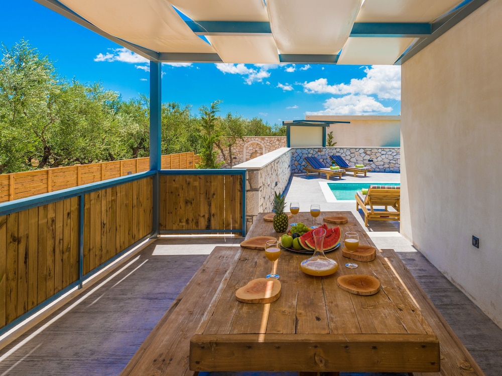 Natura Verde Villas