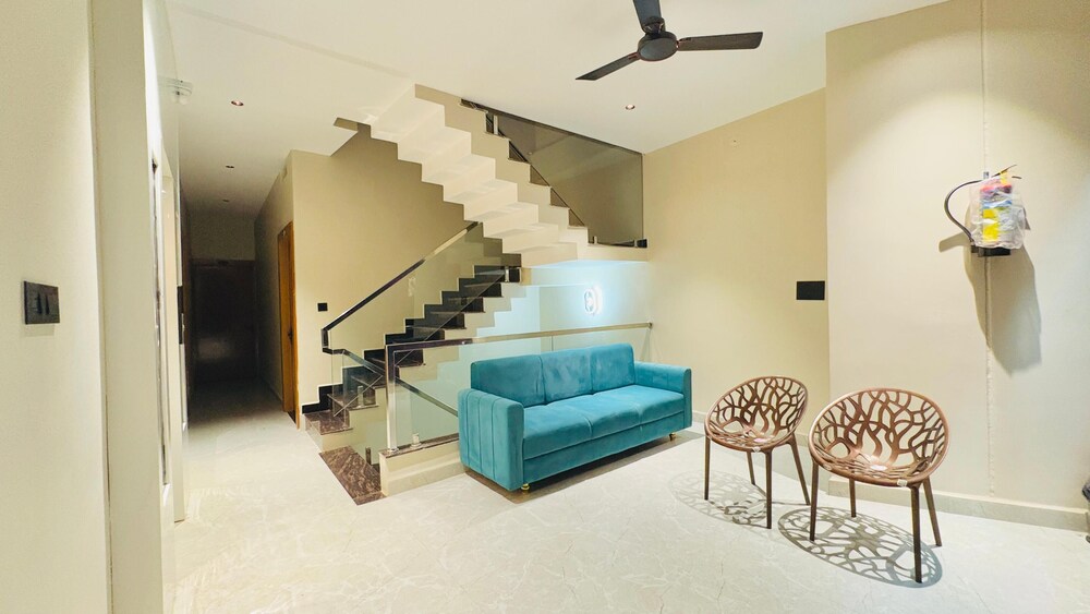 Hotel Hari Sajan