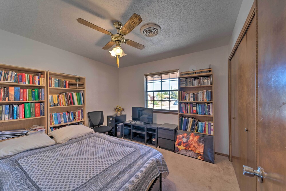 Alamogordo Vacations - Mountain View Desert Home - 25 Mins to White Sands - Property Image 5