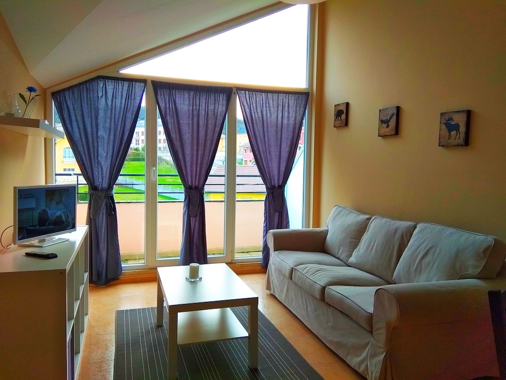 Apartamentos Playa Catedrales 3000