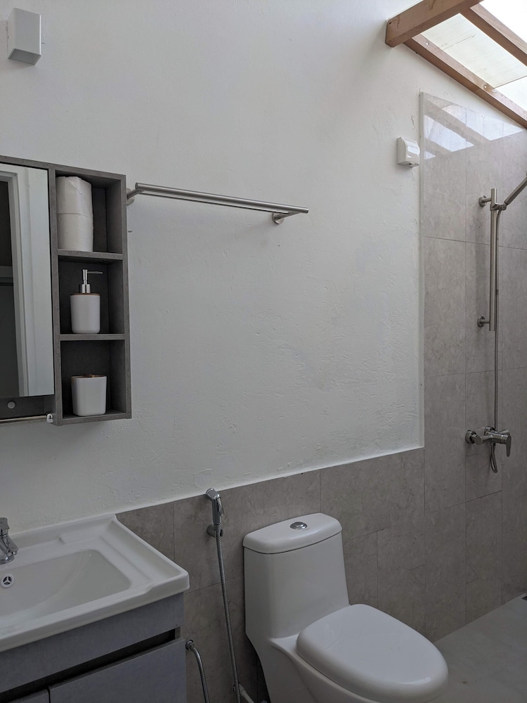Avi Guesthouse