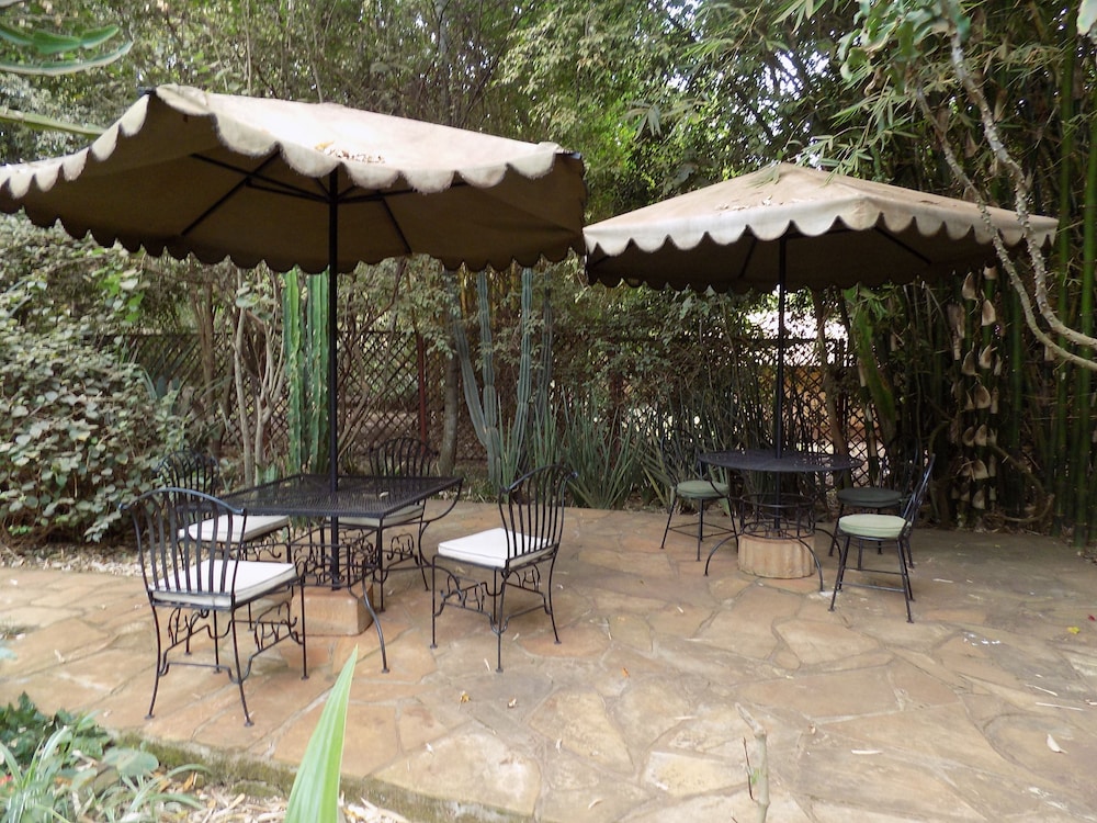 Octagon Lodge