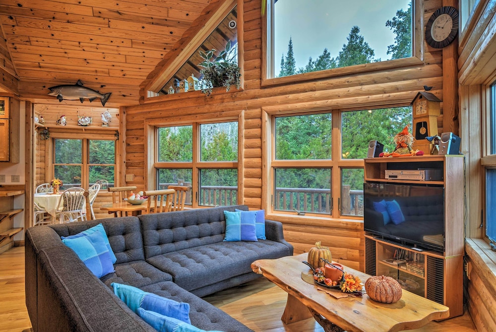 'camp Tony' w/ Trail Access: Walk to Lake Huron! view 5