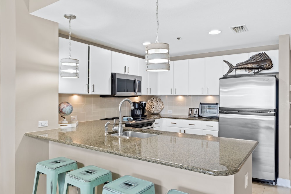 Grand Panama Beach Resort by Panhandle Getaways
