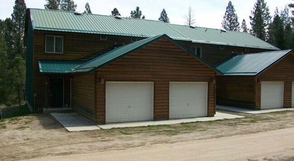 Terrace Lakes Resort