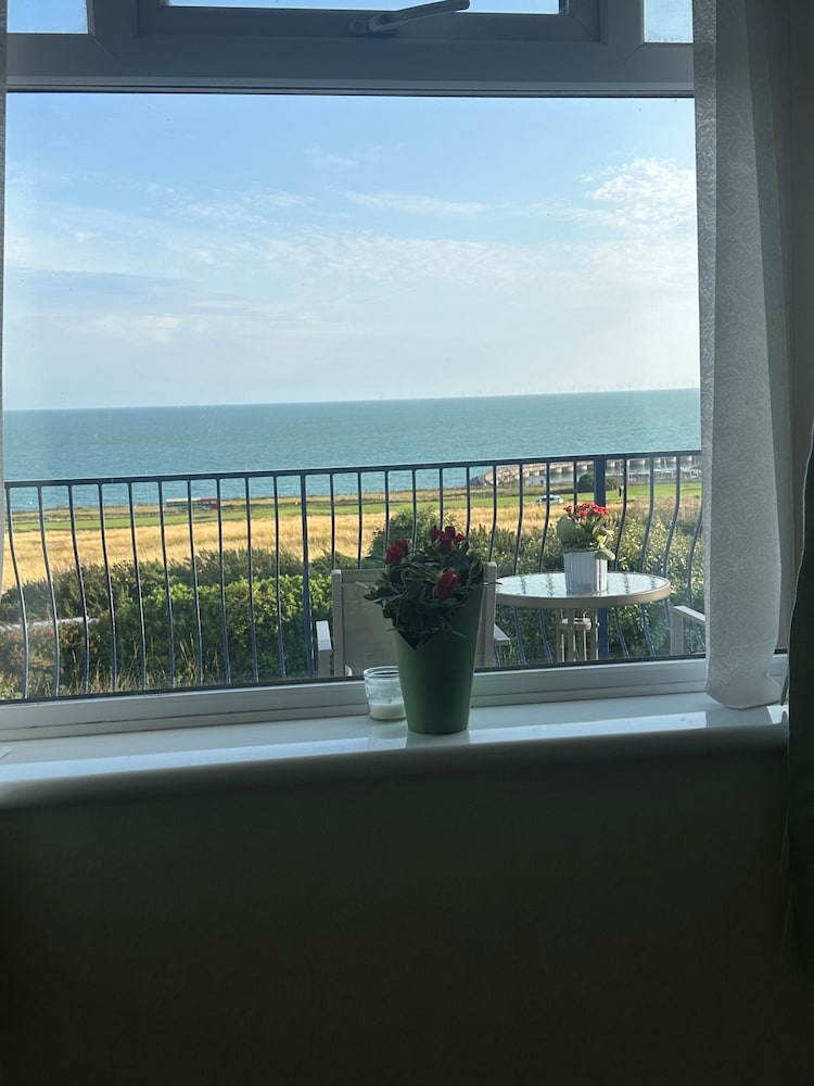 Brighton - 3 Beds - Pet Friendly - Sea View