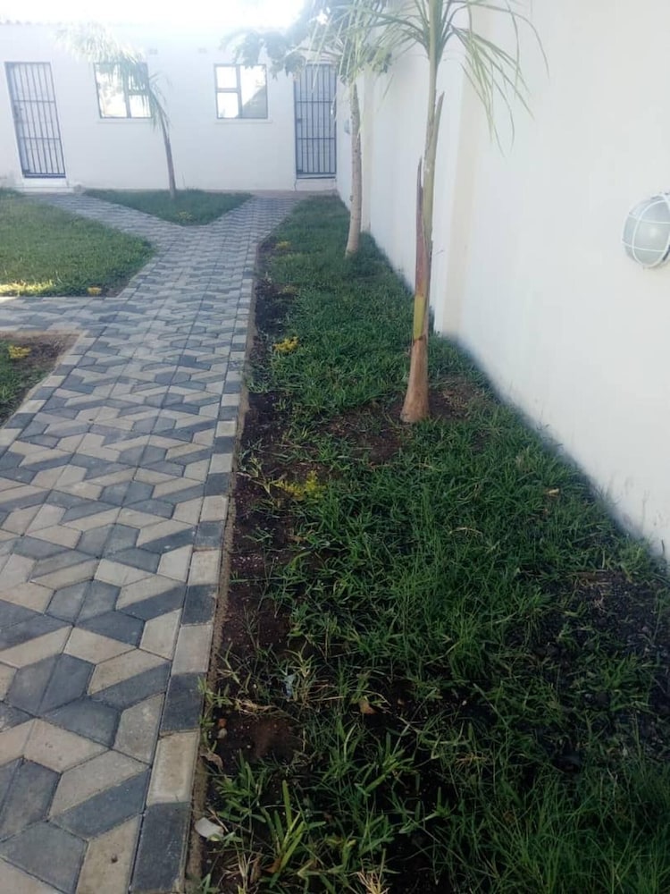 Luxury 3 Bedroom Self Catering Apartment- Masvingo