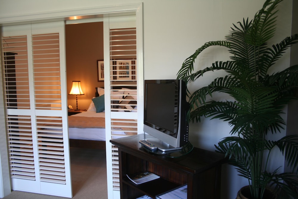 Plantation House