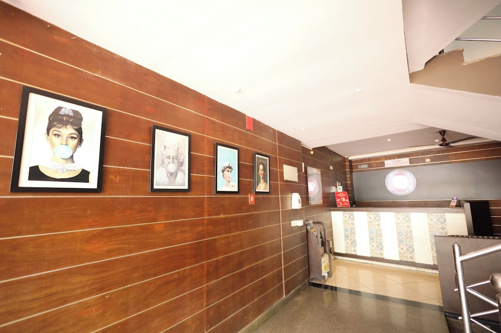 PRATHAM INN BY DOWNTOWN HOTELS