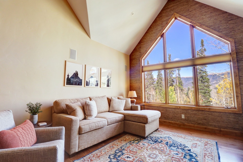 Peakside Escape 178 3 Bedroom Home
