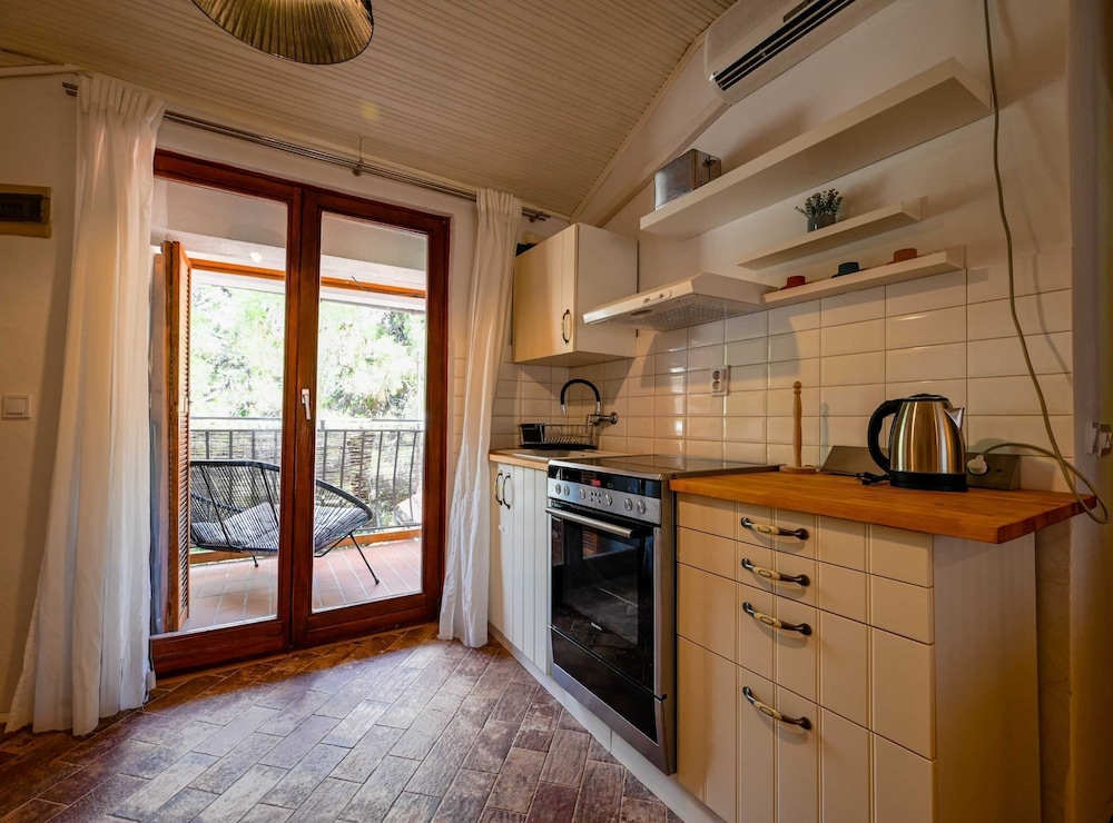 Snug and Stylish Downtown Rovinj Apartment