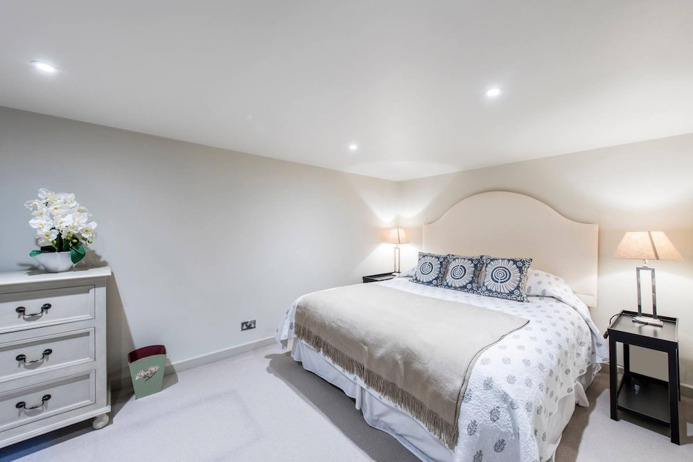 Marble Arch 3bed Family Home