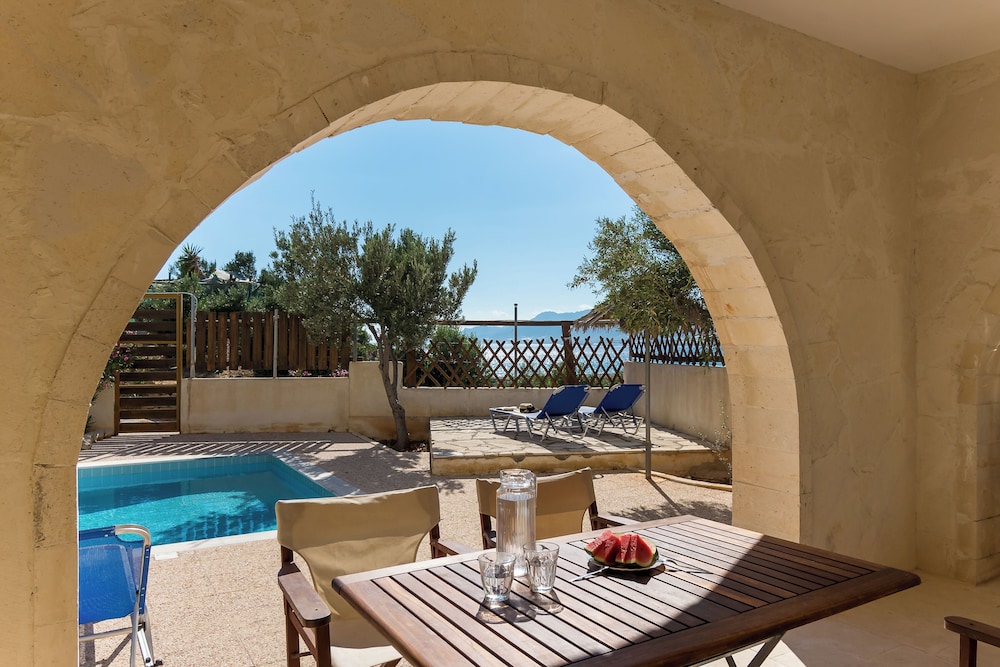 Crete Essence Villas – Lagkada