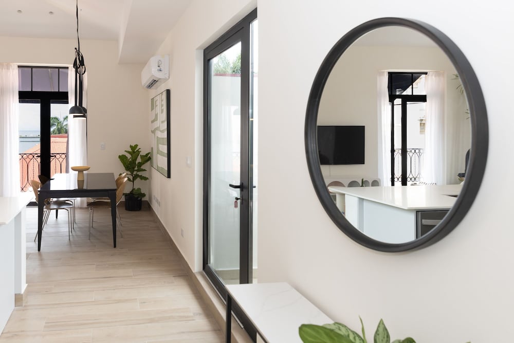 The Grand Penthouse by Acomodo Casco Viejo