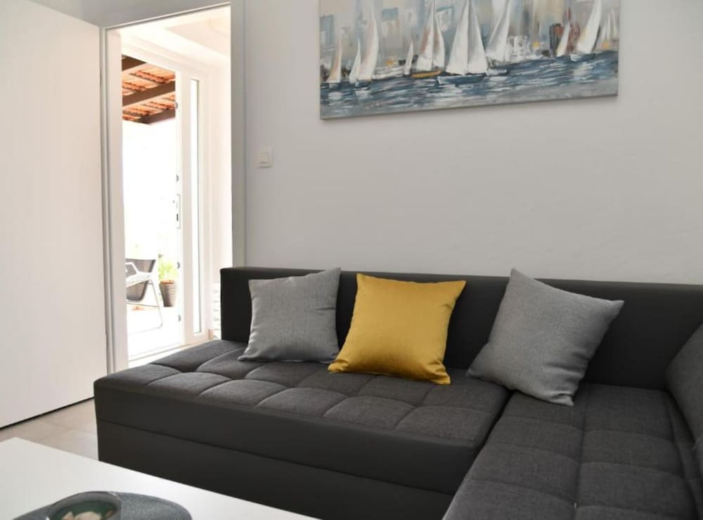 Apartments Near Sea Supetar