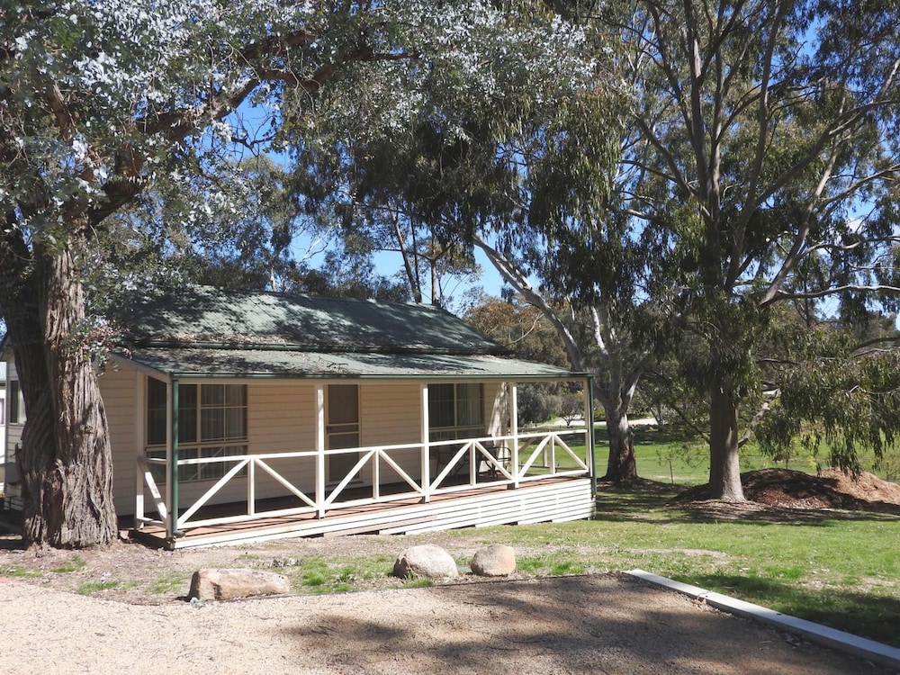 Golden Heritage Cottages