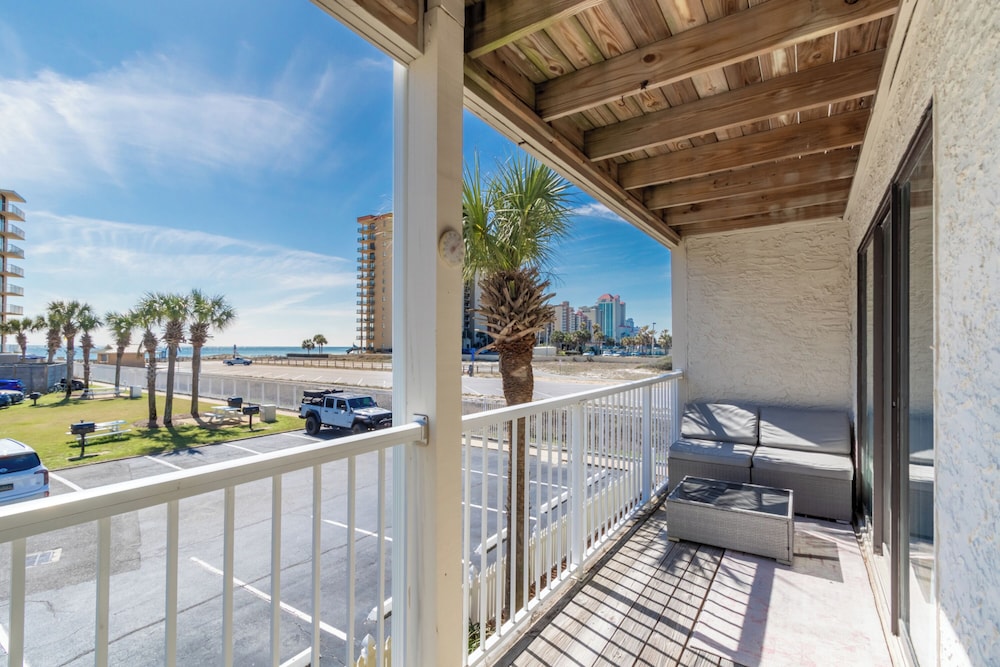 Seaside Beach & Racquet Club 2207