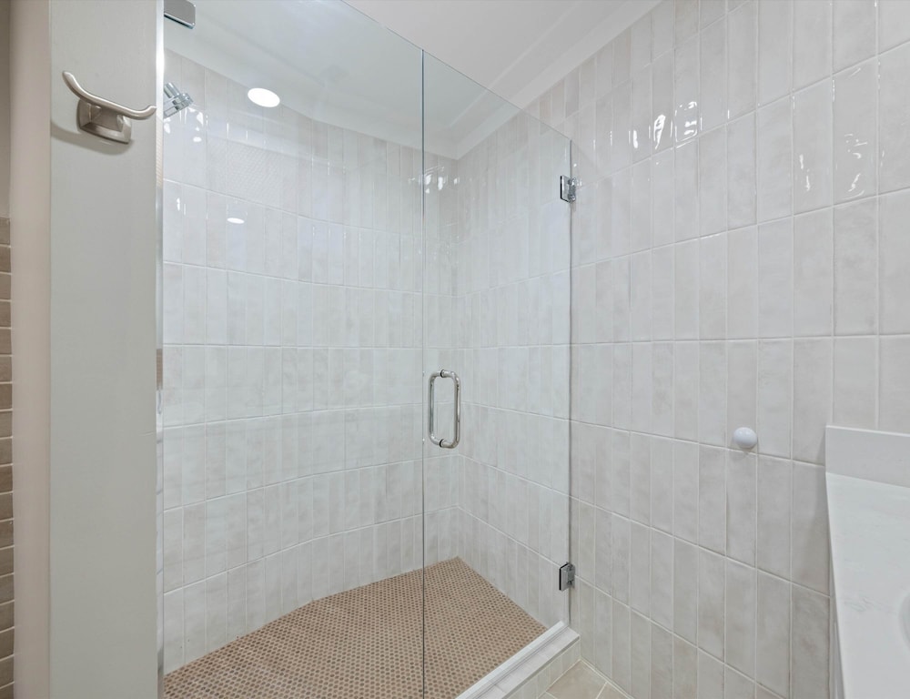 Carters Court Serene Suite
