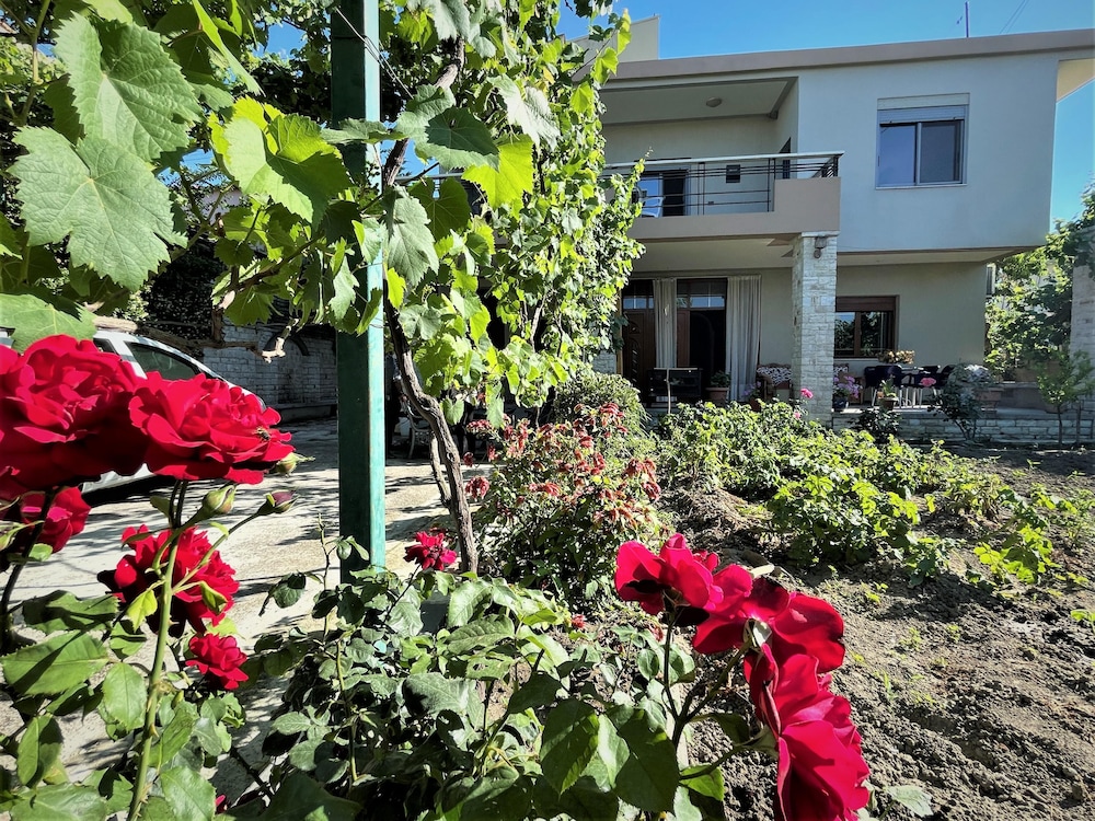 Charming 3-bed Apartment in Vlore