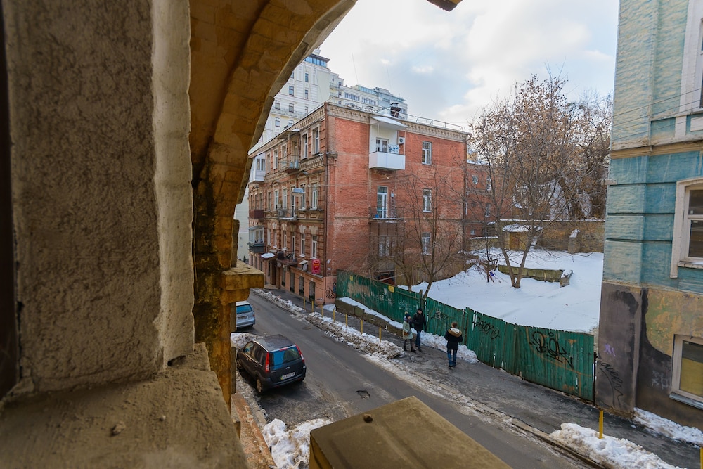 Kiev Accommodation Hotel Service
