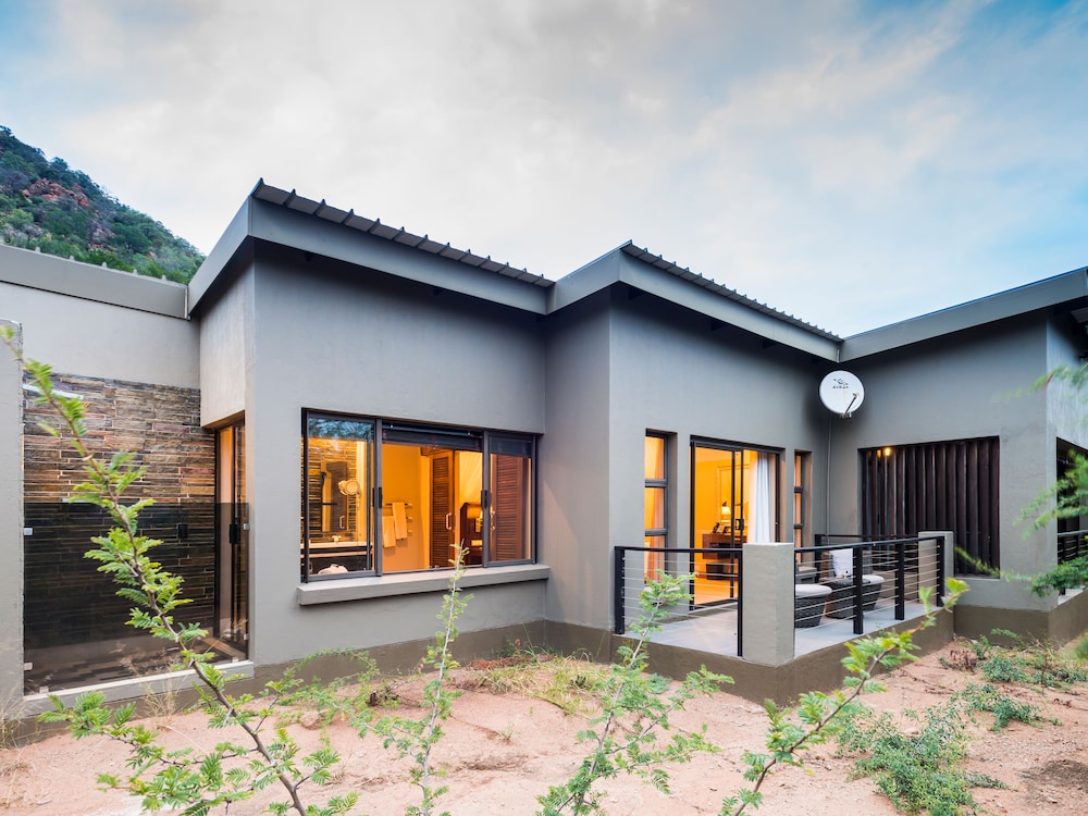 Shepherd's Tree Game Lodge