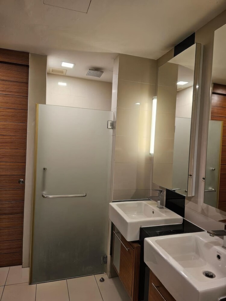 Dua Sentral Residential Apartments Tower