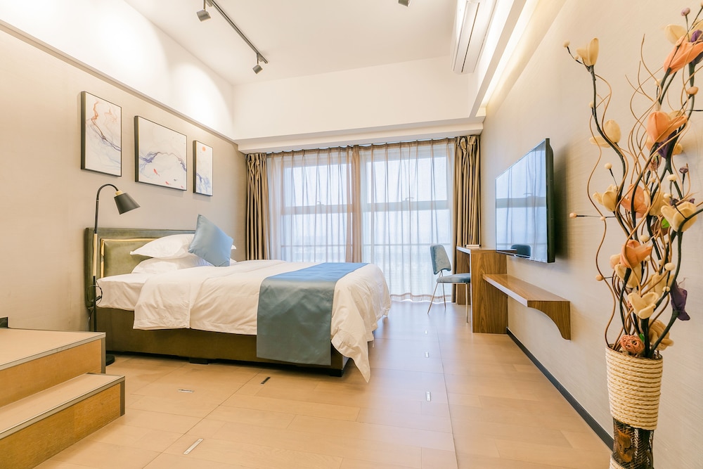Xizhengjia Apartment Hotel (Guangzhou Financial City Keyun Road subway station store)