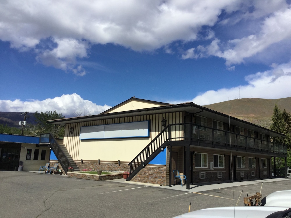 Riverside Motel