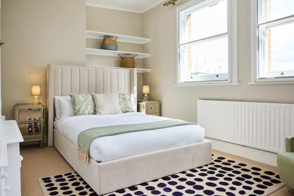 The Earl's Court Hideout - Lovely 4bdr House With Garden