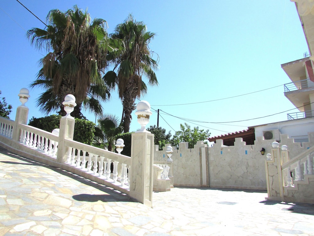Castellino Studios
